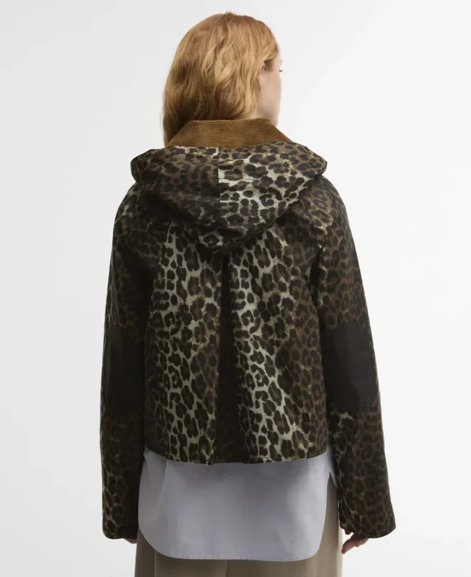 Barbour x GANNI Wachs-Anorak mit Leopardenmuster Barbour x GANNI Wachs-Anorak mit Leopardenmuster