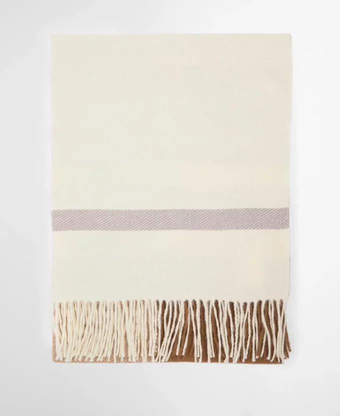 Harriet Schal