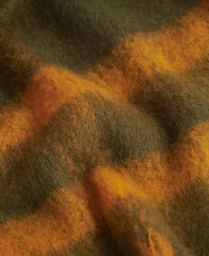 Isla Tartan Bouclé-Schal