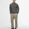 Pateley gestreifter Pullover mit Rundhalsausschnitt Pateley gestreifter Pullover mit Rundhalsausschnitt