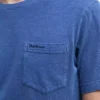 Pigmentgefärbtes T-Shirt mit Tasche