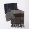 Westerdale Beanie und Schal Geschenkset